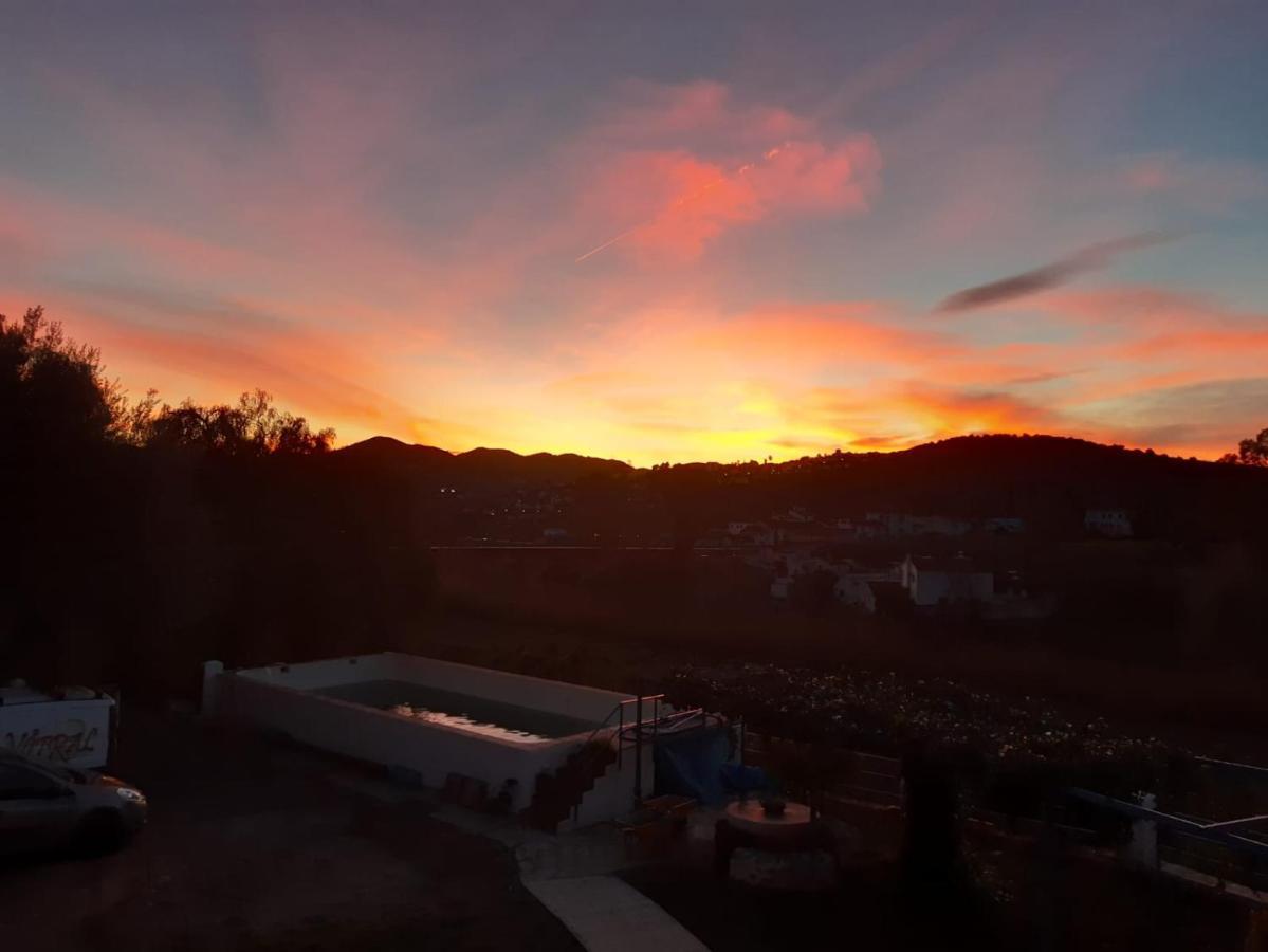 Cortijo El Puente Guest House Vinuela Ngoại thất bức ảnh